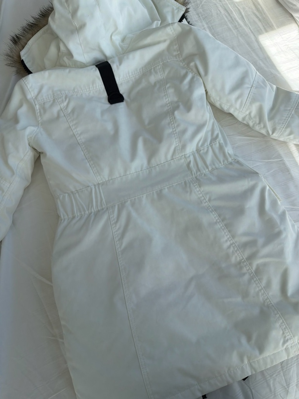 Aritzia TNA Bancroft warmest goose down filled parka jacket - Picture 16 of 16